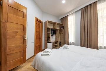 Фото номера Большой двухместный номер с 1 кроватью Гостевой дом Best Memories Tbilisi г. Тбилиси 5