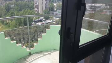 Фото номера Двухместный номер Делюкс с 1 кроватью (для 2 взрослых и 1 ребенка) Гостевой дом More than a hotel г. Тбилиси 26
