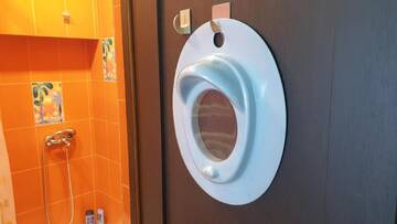 Фото номера Двухместный номер Делюкс с 1 кроватью (для 2 взрослых и 1 ребенка) Гостевой дом More than a hotel г. Тбилиси 6