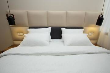 Фото номера Двухместный номер с 1 кроватью и террасой Отель History Hotel Tbilisi г. Тбилиси 8