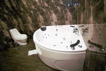 Фото номера Представительский люкс Отель Gallery Art Hotel г. Тбилиси 10