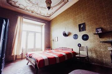 Фото номера Семейный номер с балконом Гостевой дом Vintage Room 1905 г. Тбилиси 48