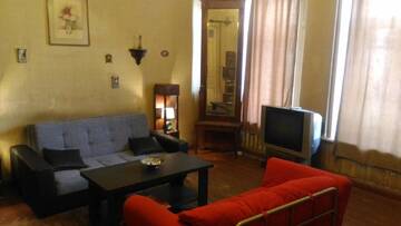 Фото номера Трехместный номер с общей ванной комнатой Гостевой дом Vintage Room 1905 г. Тбилиси 12