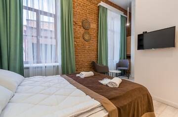 Фото номера Двухместный номер Делюкс с 1 кроватью Апарт-отели Mini Hotel on Aghmashenebeli Ave г. Тбилиси 4