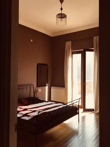 Фото номера Двухместный номер с 1 кроватью и балконом Гостевой дом Guest House Ketili Guli г. Тбилиси 3