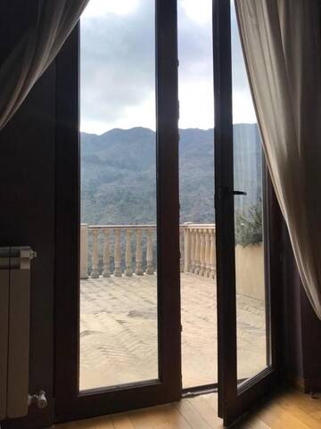 Фото номера Двухместный номер с 1 кроватью и балконом Гостевой дом Guest House Ketili Guli г. Тбилиси 13