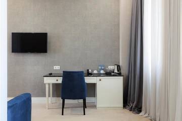 Фото номера Семейный люкс с балконом Отель Lifferent Hotel &amp; Spa г. Тбилиси 9
