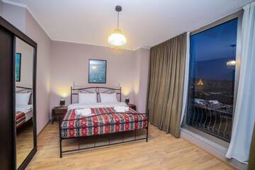 Фото номера Двухместный номер с 1 кроватью и видом на город Отель Hotel Flower г. Тбилиси 22