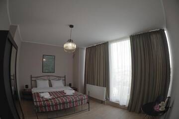 Фото номера Двухместный номер с 1 кроватью и видом на город Отель Hotel Flower г. Тбилиси 6