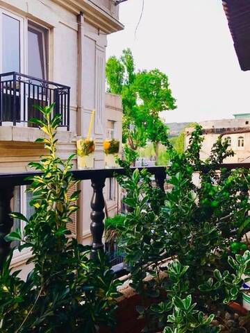 Фото номера Люкс с 2 спальнями Гостевой дом Babilina B&amp;B г. Тбилиси 2
