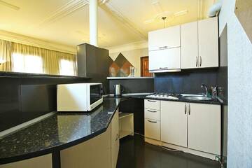 Фото номера Люкс с 2 спальнями Гостевой дом Babilina B&amp;B г. Тбилиси 7