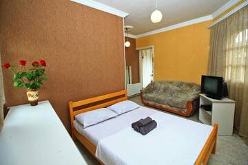 Фото номера Люкс с 2 спальнями Гостевой дом Babilina B&amp;B г. Тбилиси 14