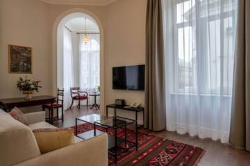 Фото номера Апартаменты с 1 спальней Отель TIFLIS OPERA Aparthotel г. Тбилиси 8