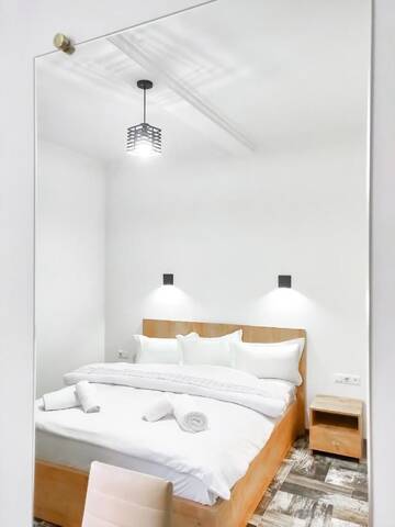 Фото номера Номер с кроватью размера «queen-size» Отель WESTAY Hotel г. Тбилиси 6