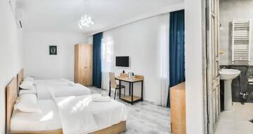 Фото номера Семейный номер Отель WESTAY Hotel г. Тбилиси 2