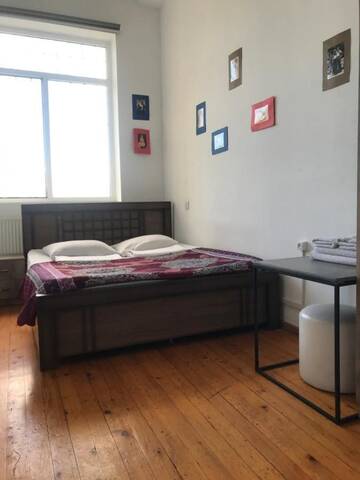 Фото номера Бюджетный двухместный номер с 1 кроватью Хостелы BroBro hostel г. Тбилиси 5