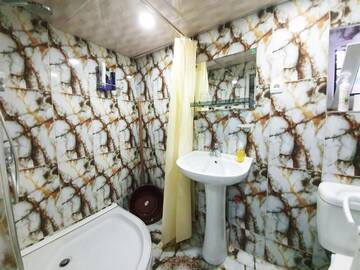 Фото номера Трехместный номер «Комфорт» Гостевой дом Tsima Guesthouse г. Тбилиси 28