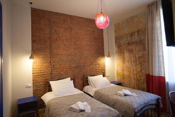 Фото Отель Bricks Room Hotel г. Тбилиси 1