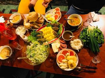 Фото номера Просторный двухместный номер с 2 отдельными кроватями Хостелы hostel kopala г. Тбилиси 14