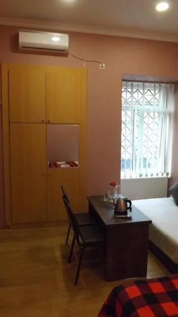 Фото номера Четырехместный номер с ванной комнатой Отель Hotel Nomad г. Тбилиси 14