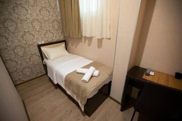 Фото номера Одноместный номер с ванной комнатой Отель Otiums Hotel г. Тбилиси 2