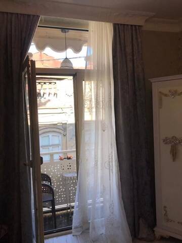 Фото номера Двухместный номер Делюкс с 1 кроватью и балконом Отель Silver 34 Boutique г. Тбилиси 8