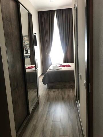 Фото номера Номер с кроватью размера «king-size» Отель Sweet Rooms Inn г. Тбилиси 33
