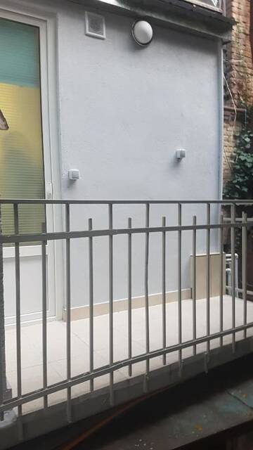 Фото номера Люкс с кроватью размера «king-size» и балконом Отель Sweet Rooms Inn г. Тбилиси 14