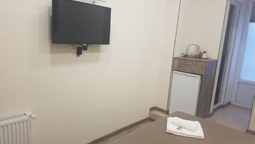 Фото номера Люкс с кроватью размера «king-size» и балконом Отель Sweet Rooms Inn г. Тбилиси 17