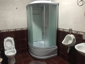 Фото номера Двухместный номер с 2 отдельными кроватями Отель Hotel Caucasus г. Тбилиси 5