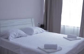 Фото номера Стандартные апартаменты Отель Hotel Caucasus г. Тбилиси 16