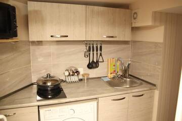 Фото номера Трехместный номер Гостевой дом Guest house Lana г. Тбилиси 18