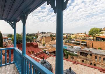 Фото номера Улучшенный двухместный номер с 1 кроватью Отель Boutique Hotel Khokhobi Old Tbilisi г. Тбилиси 8