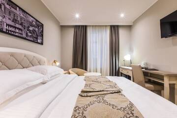 Фото номера Стандартный двухместный номер с 1 кроватью Отель Boutique Hotel Khokhobi Old Tbilisi г. Тбилиси 6