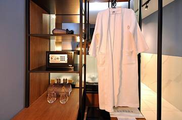 Фото номера Небольшой двухместный номер с 1 кроватью Отель Elle Boutique Hotel г. Тбилиси 5