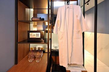 Фото номера Небольшой двухместный номер с 1 кроватью Отель Elle Boutique Hotel г. Тбилиси 11