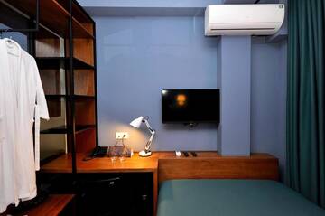 Фото номера Небольшой двухместный номер с 1 кроватью Отель Elle Boutique Hotel г. Тбилиси 16