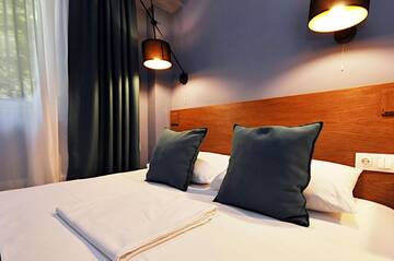 Фото номера Стандартный двухместный номер с 1 кроватью Отель Elle Boutique Hotel г. Тбилиси 8