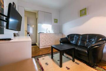 Фото номера Стандартный номер-студио Апарт-отели Comfy Aparthotel г. Тбилиси 24