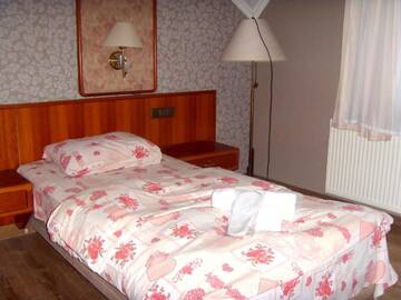 Фото номера Семейный полулюкс Мини-отель Hotel NADIKVARI г. Тбилиси 3