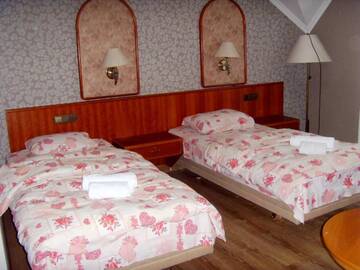 Фото номера Четырехместный номер с видом на горы Мини-отель Hotel NADIKVARI г. Тбилиси 7
