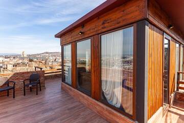 Фото номера Двухместный номер Делюкс с 1 кроватью и балконом Отель Tabori Terrace г. Тбилиси 2