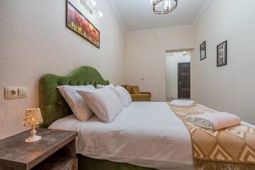 Фото номера Стандартный трехместный номер Отель Golden Light Hotel г. Тбилиси 4