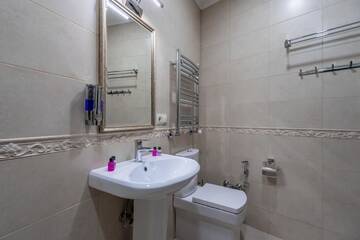 Фото номера Стандартный трехместный номер Отель Golden Light Hotel г. Тбилиси 6