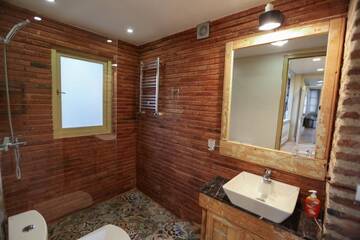 Фото номера Четырехместный номер с общей ванной комнатой Гостевой дом Betlem House Tbilisi г. Тбилиси 34
