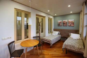 Фото номера Люкс с 2 спальнями Гостевой дом Betlem House Tbilisi г. Тбилиси 13