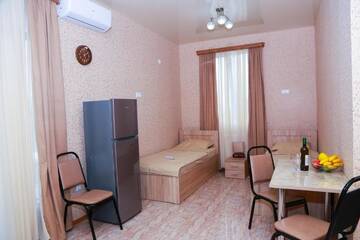 Фото номера Семейный номер с террасой Апарт-отели Apart Hotel 25 г. Тбилиси 30