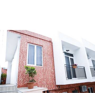 Фото номера Семейный номер с террасой Апарт-отели Apart Hotel 25 г. Тбилиси 7