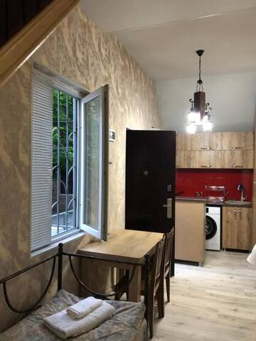Фото номера Дом с 2 спальнями Дома для отпуска Tamara house г. Тбилиси 7