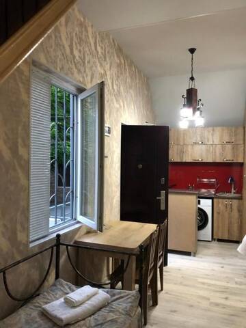 Фото номера Дом с 2 спальнями Дома для отпуска Tamara house г. Тбилиси 32